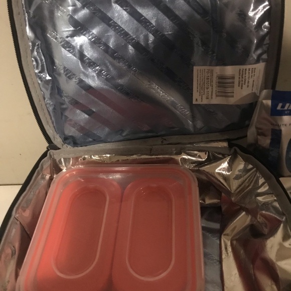 Ultra Arctic zone original expandable lunch box. New with tag. - Picture 8 of 12